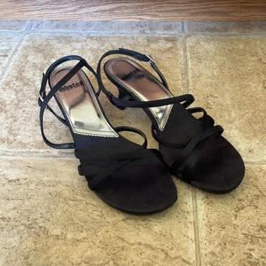 Black Vintage Strapy Sandals